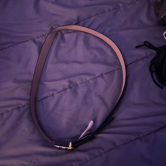 Steve Madden silver logo buckle belt - Picture 2 of 3